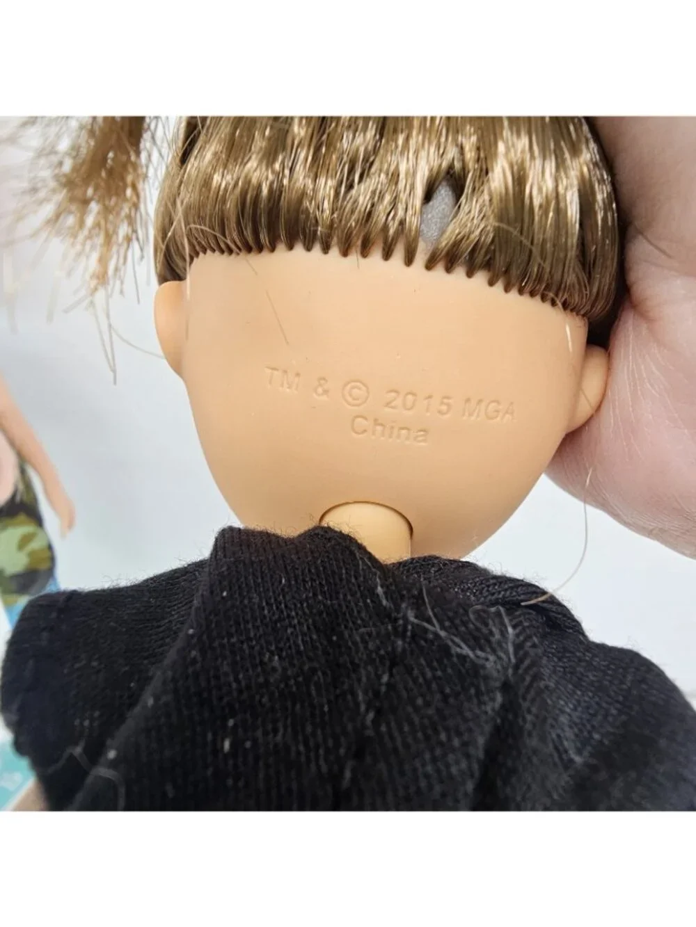 Bratz 2015 Relaunch Doll Lot SelfieSnaps Cloe Yasmin Clothes Shoes Lip Brush MGA